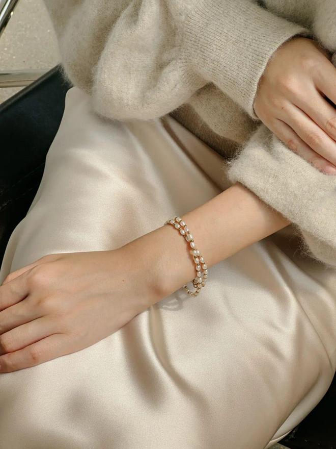 辛芷蕾种草的宝藏单品确实很好搭！AG真人国际游戏推广 被刘亦菲、(图5)