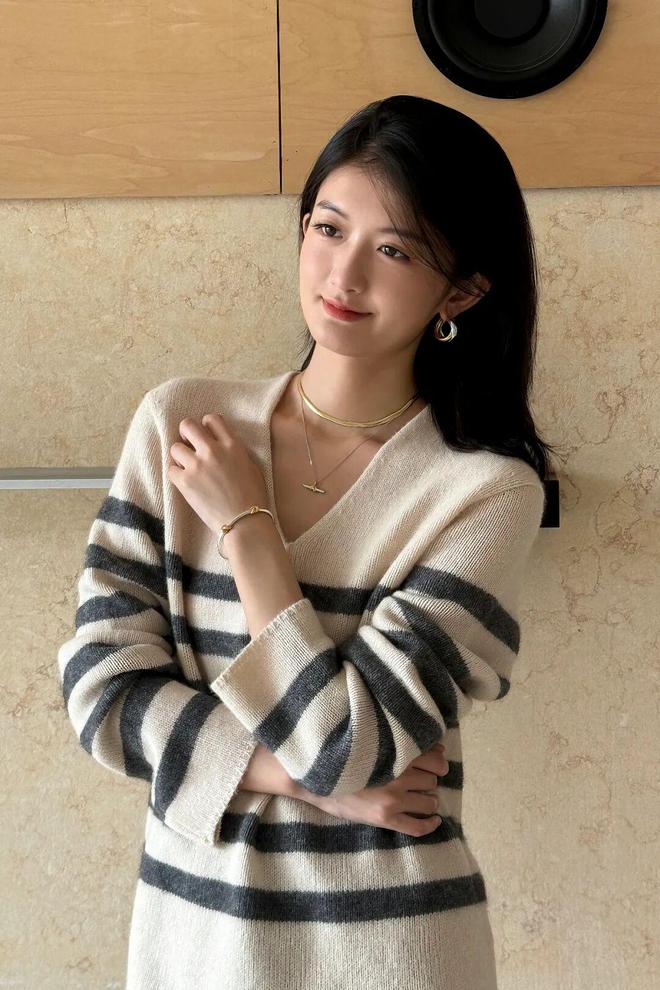 辛芷蕾种草的宝藏单品确实很好搭！AG真人国际游戏推广 被刘亦菲、(图11)