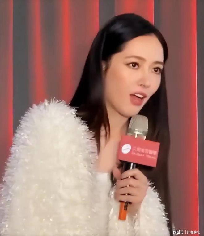 婆给钱向佐带娃有时异地但豪门日子藏不住了AG真人澳门百家家乐郭碧婷手撕谣言：婆(图9)